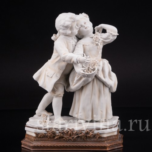 Фарфоровая статуэтка Юные влюбленные, Volkstedt, Германия, кон. 19 - нач. 20 вв.