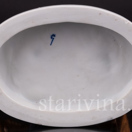 Фарфоровая статуэтка У колыбели, Dressel, Kister & Co, Германия, нач. 20 в.