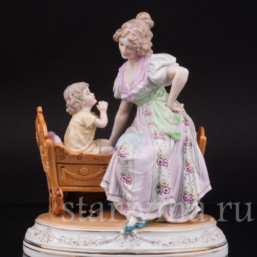 Фарфоровая статуэтка У колыбели, Dressel, Kister & Co, Германия, нач. 20 в.