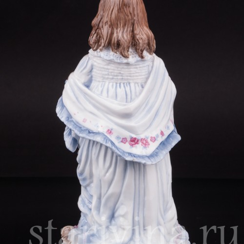 Фигурка из фарфора Колыбельная, девочка с куклами, Royal Worcester, Великобритания, 1989 год.