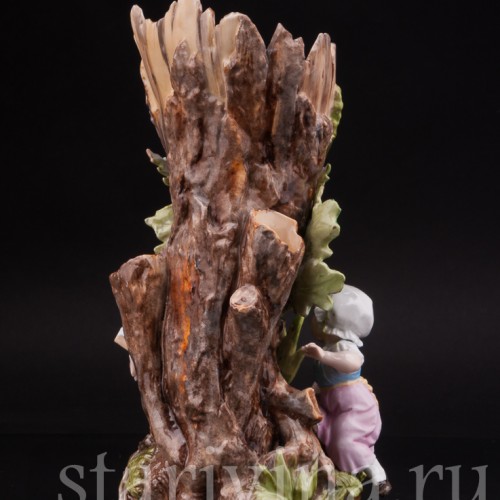 Фарфоровая композиция Дети на качелях, вазочка в виде дуба, Richard Eckert & Co, Германия, кон. 19.