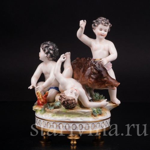Фарфоровая статуэтка Путти с кабаном, Дрезден, Германия, нач. 20 в.