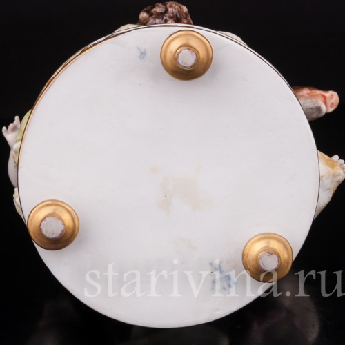 Фарфоровая статуэтка Путти с кабаном, Дрезден, Германия, нач. 20 в.