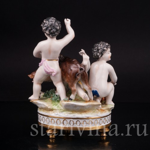 Фарфоровая статуэтка Путти с кабаном, Дрезден, Германия, нач. 20 в.