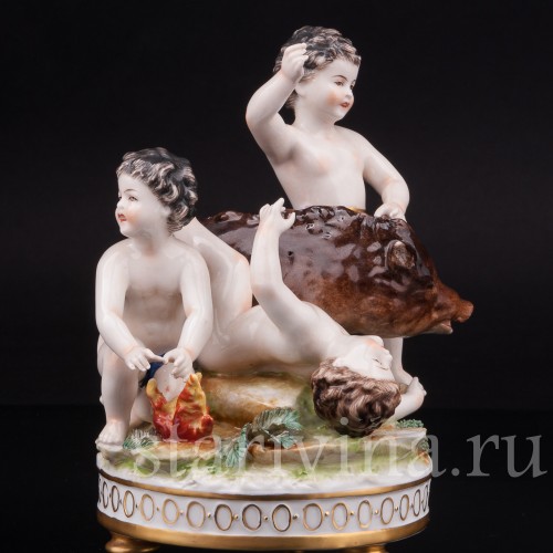 Фарфоровая статуэтка Путти с кабаном, Дрезден, Германия, нач. 20 в.