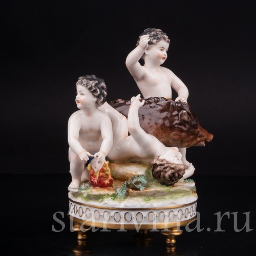 Фарфоровая статуэтка Путти с кабаном, Дрезден, Германия, нач. 20 в.