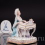 Фарфоровая статуэтка Девушка за клавикордом, аллегория слуха, кружевная, Meissen, Германия, 19 век.