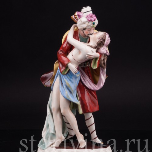 Фарфоровая статуэтка Шах и Одалиска, Ackermann & Fritze, Германия, пер. пол. 20 века.