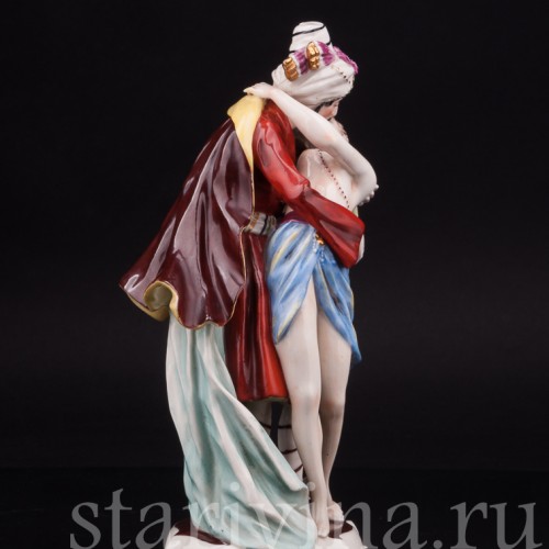 Фарфоровая статуэтка Шах и Одалиска, Ackermann & Fritze, Германия, пер. пол. 20 века.