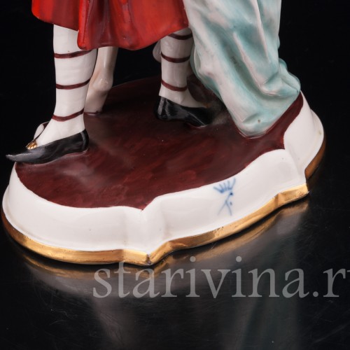 Фарфоровая статуэтка Шах и Одалиска, Ackermann & Fritze, Германия, пер. пол. 20 века.