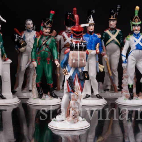 Фарфоровые статуэтки Солдаты наполеоновской армии, 8 шт, Ernst Bohne Sohne, Германия, нач. 20 в.