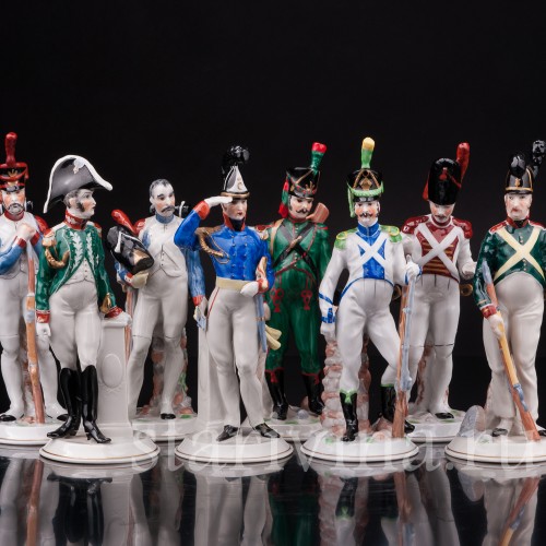 Фарфоровые статуэтки Солдаты наполеоновской армии, 8 шт, Ernst Bohne Sohne, Германия, нач. 20 в.