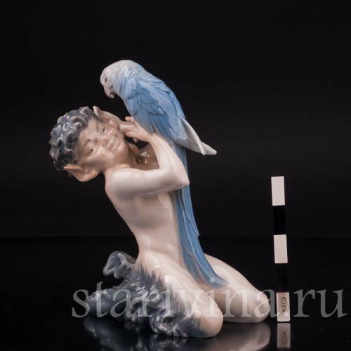 Статуэтка из фарфора Фавн с попугаем, Royal Copenhagen, Дания, 1958 г.