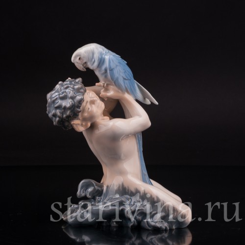 Статуэтка из фарфора Фавн с попугаем, Royal Copenhagen, Дания, 1958 г.