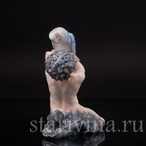 Статуэтка из фарфора Фавн с попугаем, Royal Copenhagen, Дания, 1958 г.