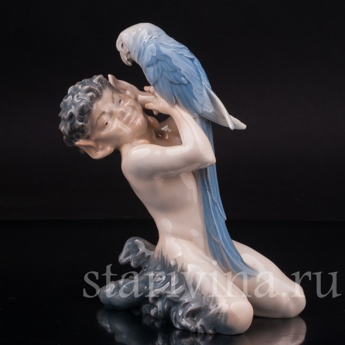 Статуэтка из фарфора Фавн с попугаем, Royal Copenhagen, Дания, 1958 г.