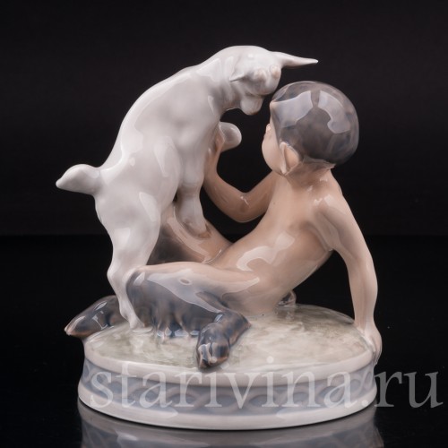 Фарфоровая статуэтка Фавн с козленком, Royal Copenhagen, Дания, 1975-1979 гг.