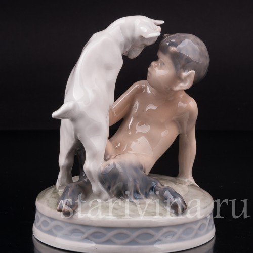 Фарфоровая статуэтка Фавн с козленком, Royal Copenhagen, Дания, 1975-1979 гг.