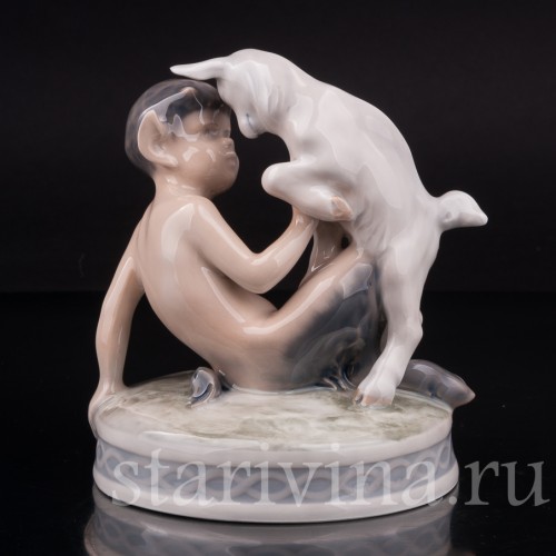 Фарфоровая статуэтка Фавн с козленком, Royal Copenhagen, Дания, 1975-1979 гг.
