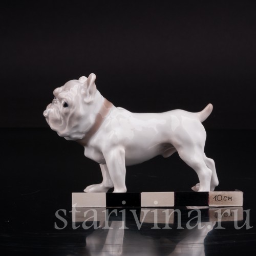 Фигурка собаки из фарфора Английский бульдог, "Забияка", Bing & Grondahl, Дания, 1950 гг.