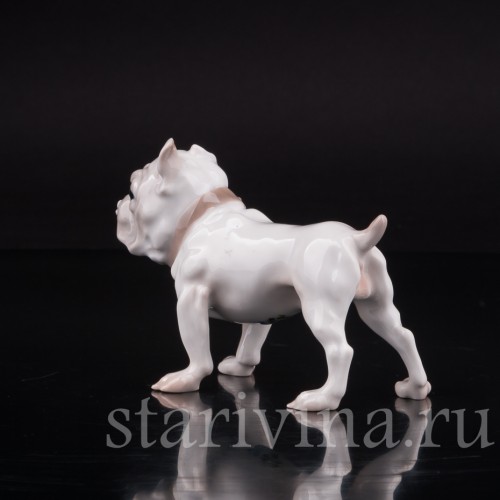 Фигурка собаки из фарфора Английский бульдог, "Забияка", Bing & Grondahl, Дания, 1950 гг.