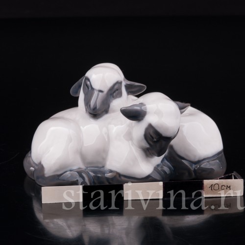 Статуэтка из фарфора Две овечки, Royal Copenhagen, Дания, 1969-74 гг.