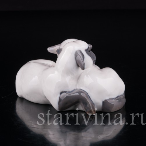 Статуэтка из фарфора Две овечки, Royal Copenhagen, Дания, 1969-74 гг.