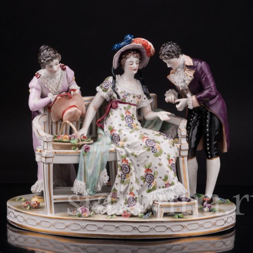 Фарфоровая композиция Сценка у скамейки, кружевная, Volkstedt, Германия, до 1935 г.
