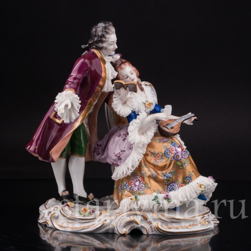Фарфоровая статуэтка Романтический дуэт, кружевная, Volkstedt, Германия, вт. пол. 20 в.