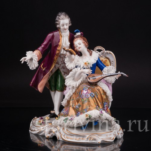 Фарфоровая статуэтка Романтический дуэт, кружевная, Volkstedt, Германия, вт. пол. 20 в.