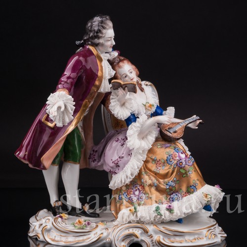 Фарфоровая статуэтка Романтический дуэт, кружевная, Volkstedt, Германия, вт. пол. 20 в.