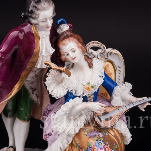 Фарфоровая статуэтка Романтический дуэт, кружевная, Volkstedt, Германия, вт. пол. 20 в.