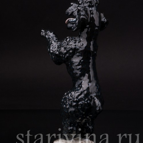 Статуэтка собаки из фарфора Чёрный пудель, стоящий на задних лапах, Rosenthal, Германия, 1950-60 гг.