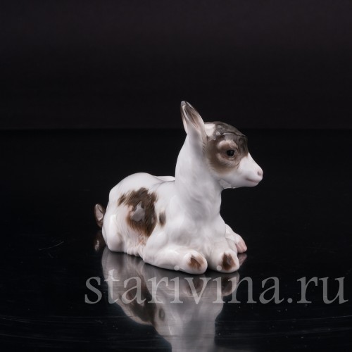 Фигурка из фарфора Лежащий козлёнок, Rosenthal, Германия, 1936 год.