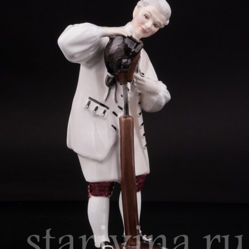 Статуэтка из фарфора Мастер париков, Royal Doulton, Великобритания, 1959 г.