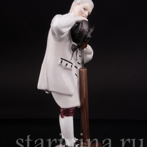 Статуэтка из фарфора Мастер париков, Royal Doulton, Великобритания, 1959 г.