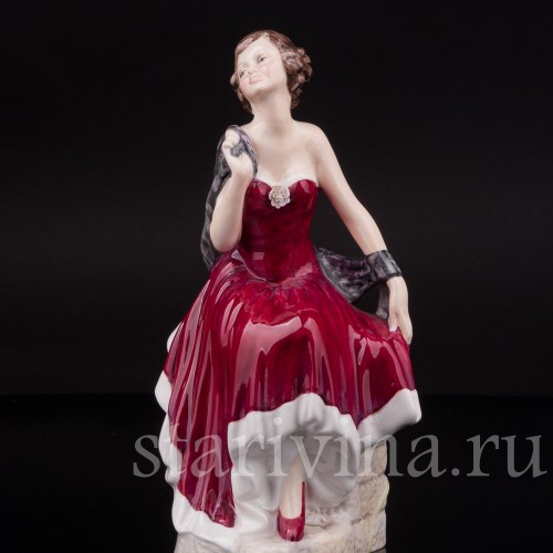 Статуэтка девушки из фарфора Лаура, Англия, вт пол. 20 века.