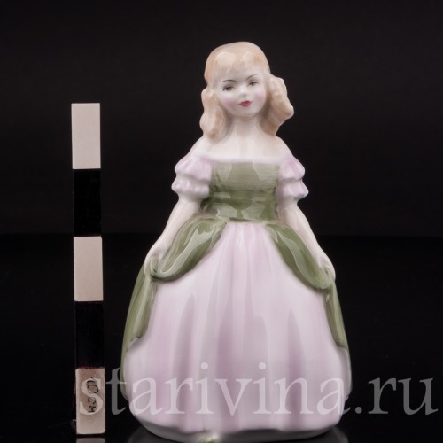 Фарфоровая фигурка девочки Пенни, Royal Doulton, Великобритания, вт пол. 20 века.