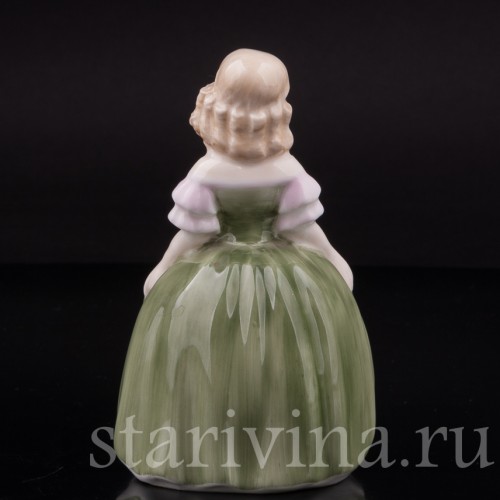 Фарфоровая фигурка девочки Пенни, Royal Doulton, Великобритания, вт пол. 20 века.