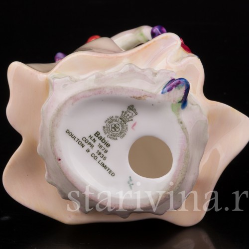 Фигурка девочки из фарфора Детка, Royal Doulton, Великобритания, пер. пол. 20 в.