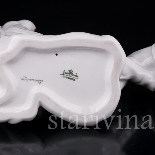 Фарфоровая статуэтка Лежащий Пьеро, Rosenthal, Германия, 1923 г.