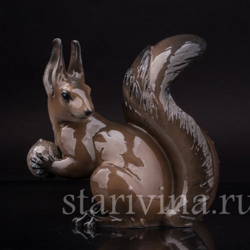 Фигурка из фарфора Белка, Rosenthal, Германия, 1946 год.