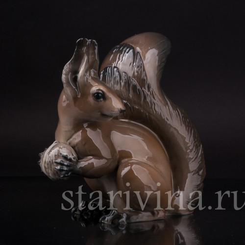 Фигурка из фарфора Белка, Rosenthal, Германия, 1946 год.