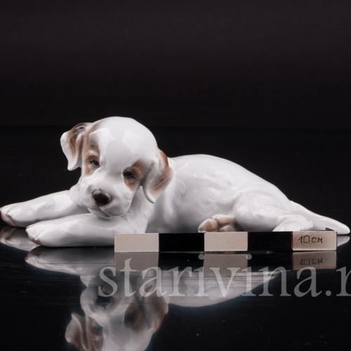 Статуэтка собаки из фарфора Лежащий щенок, Rosenthal, Германия, 1943 год.