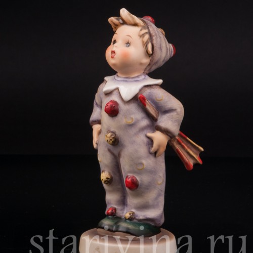 Фигурка мальчика из фарфора Маленький клоун, Goebel, Германия, 1972-79 гг.