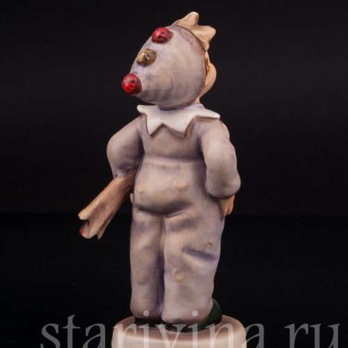 Фигурка мальчика из фарфора Маленький клоун, Goebel, Германия, 1972-79 гг.