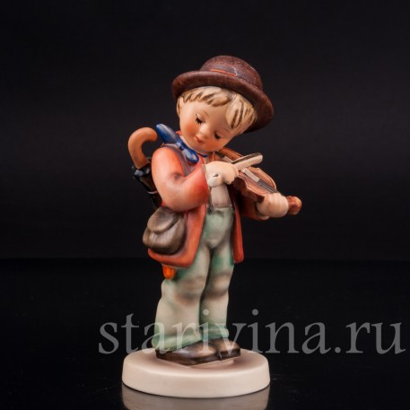 Фигурка мальчика из фарфора Маленький скрипач, Goebel, Германия, 1950-72 гг.
