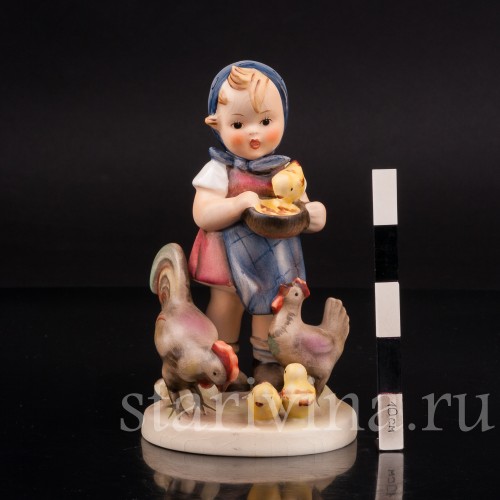 Фигурка из фарфора Маленькая птичница, Goebel, Германия, 1964-72 гг.