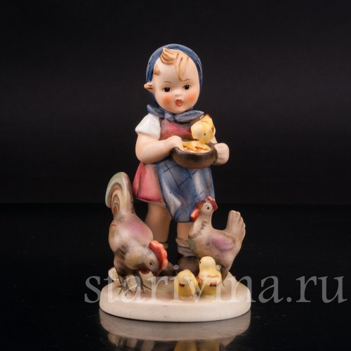 Фигурка из фарфора Маленькая птичница, Goebel, Германия, 1964-72 гг.