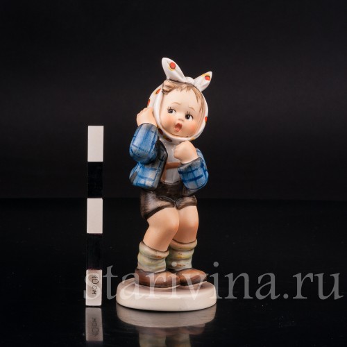 Фигурка из фарфора Мальчик с больным зубом Goebel, Германия, 1951 г.